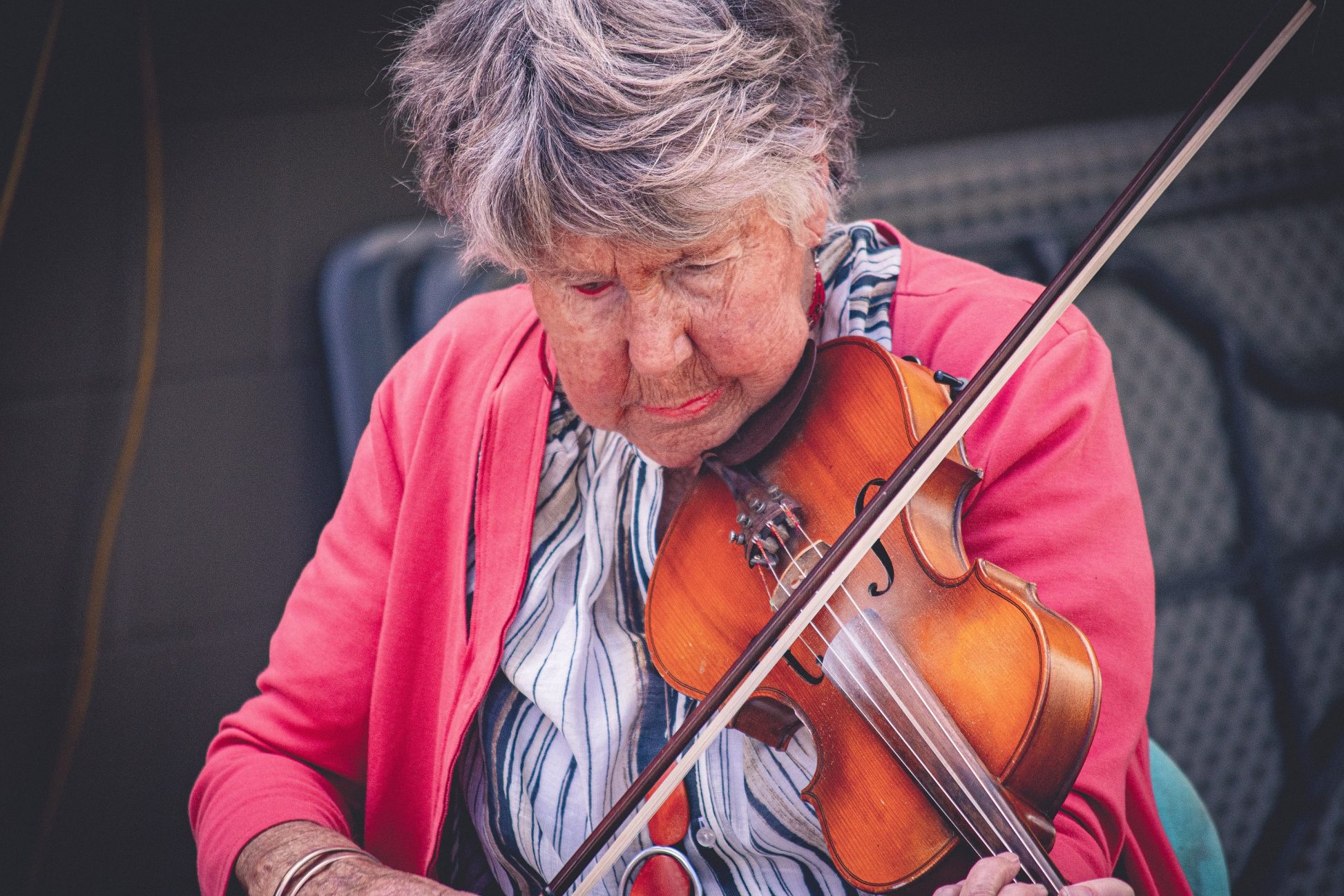 Ist Es Schwer Geige Zu Lernen Ist Geige lernen schwer? Tipps zum Violine Spielen
